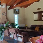 Ewa * Agios Georgios Pagon